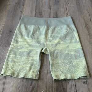 Gymshark Adapt Ombre Seamless Legging Shorts - Taupe Grey Print